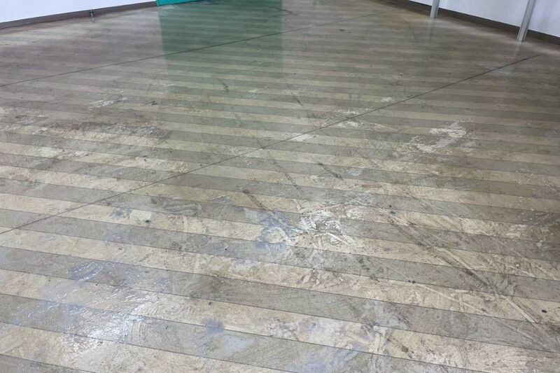 LINE_ALBUM_剥離床洗浄_251013_18